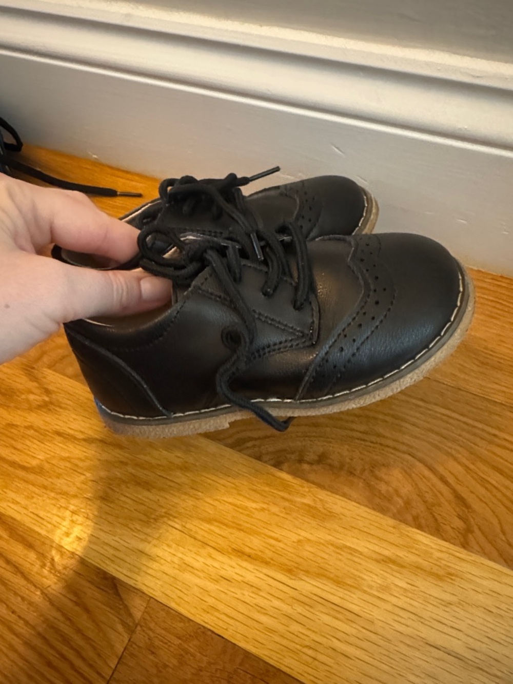 Children's Black Lace-Up Dress Oxfords